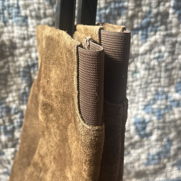 Size 8. Chocolate suede pull on boots. Super cute - Picture 4 of 7